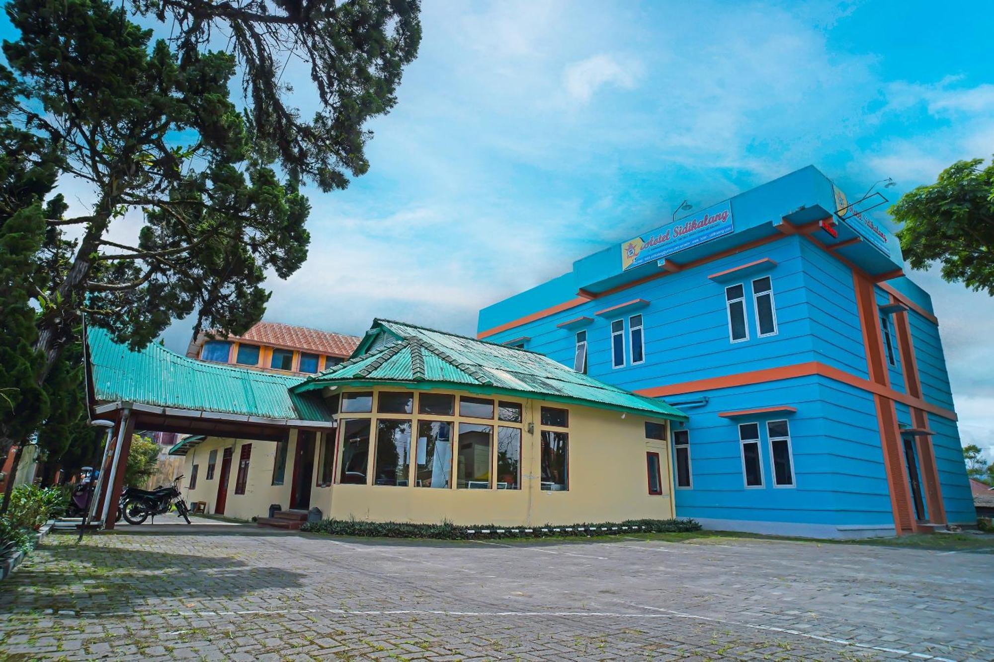 Oyo 92577 Hotel Sidikalang Near Kejaksaan Negeri Dairi Eksteriør bilde